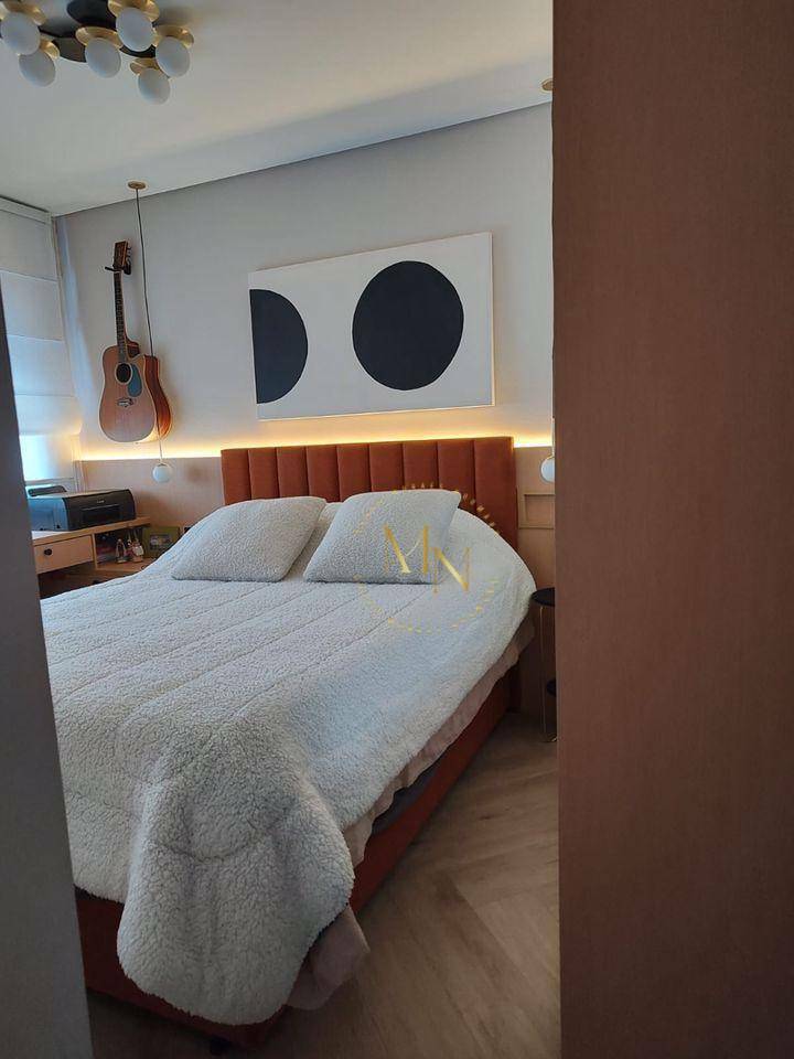 Apartamento à venda com 2 quartos, 70m² - Foto 19