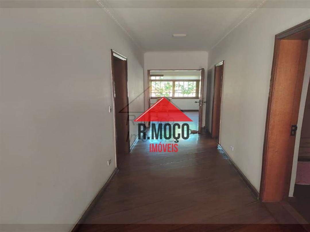 Casa à venda com 3 quartos, 238m² - Foto 8