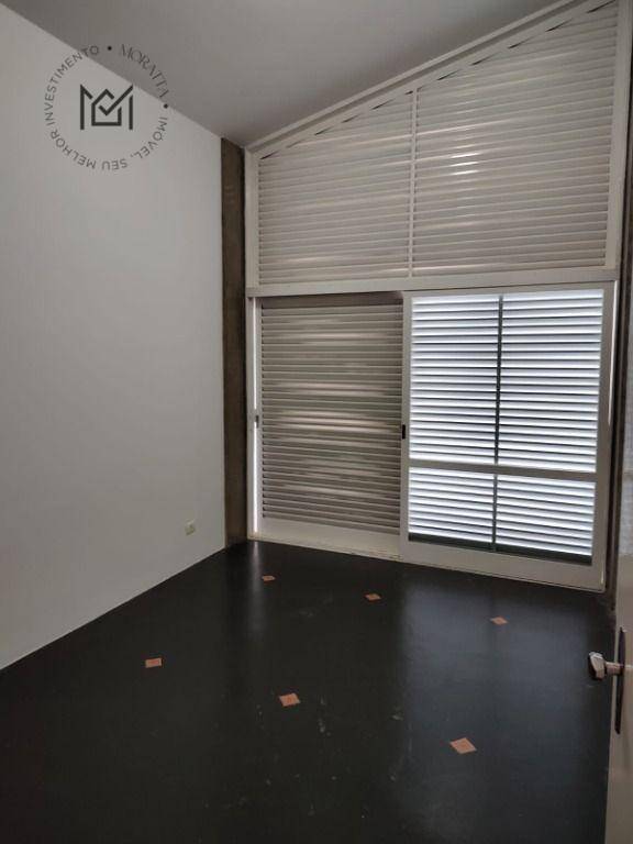 Casa de Condomínio para alugar com 3 quartos, 302m² - Foto 12