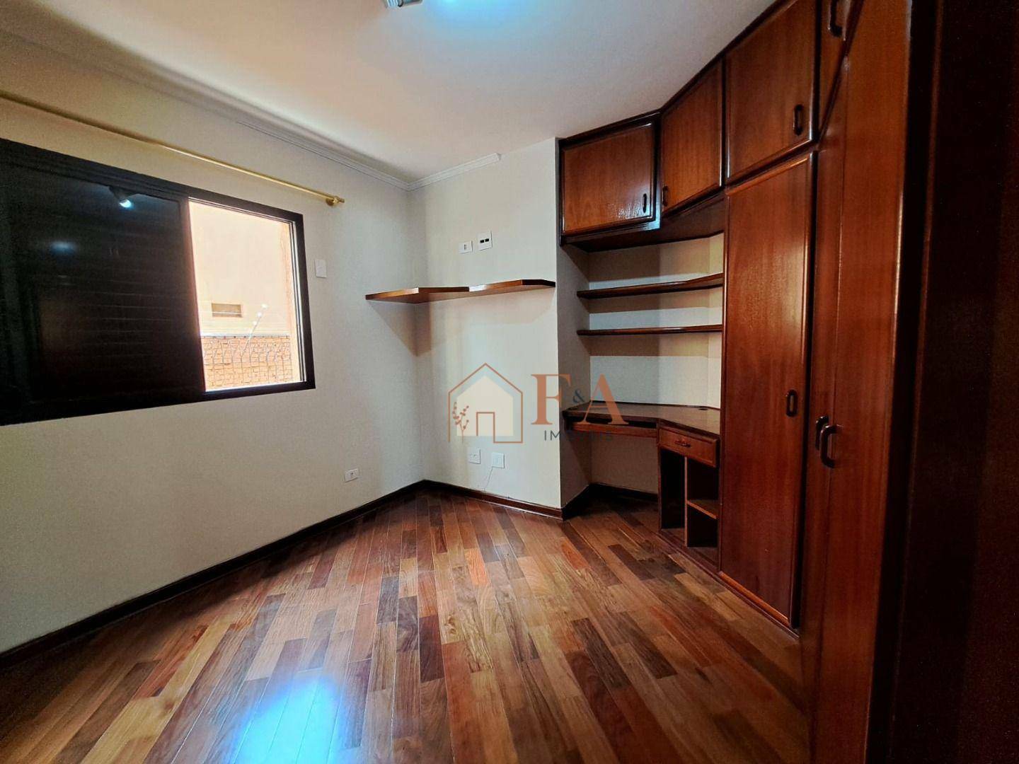 Apartamento à venda com 3 quartos, 115m² - Foto 12