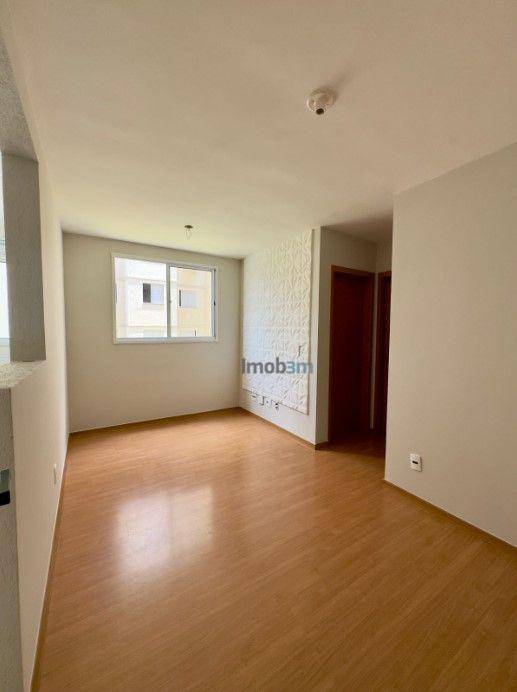 Apartamento à venda com 2 quartos, 44m² - Foto 2