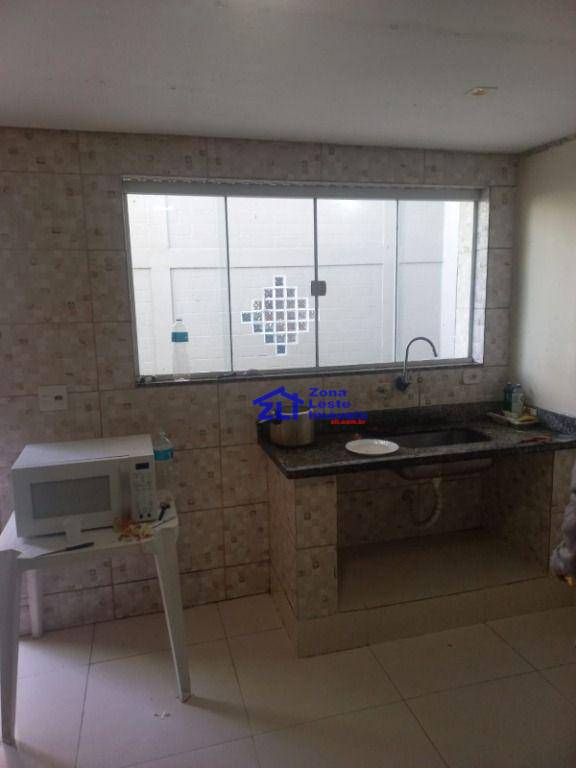 Casa para alugar com 5 quartos, 250m² - Foto 21