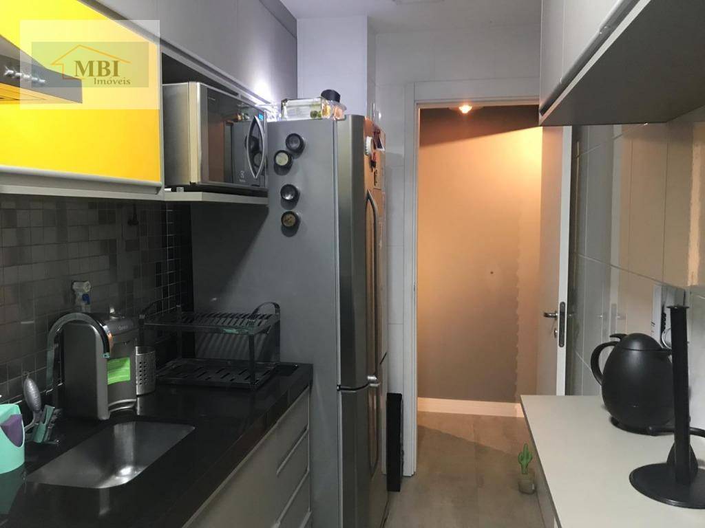 Apartamento à venda com 3 quartos, 78m² - Foto 2