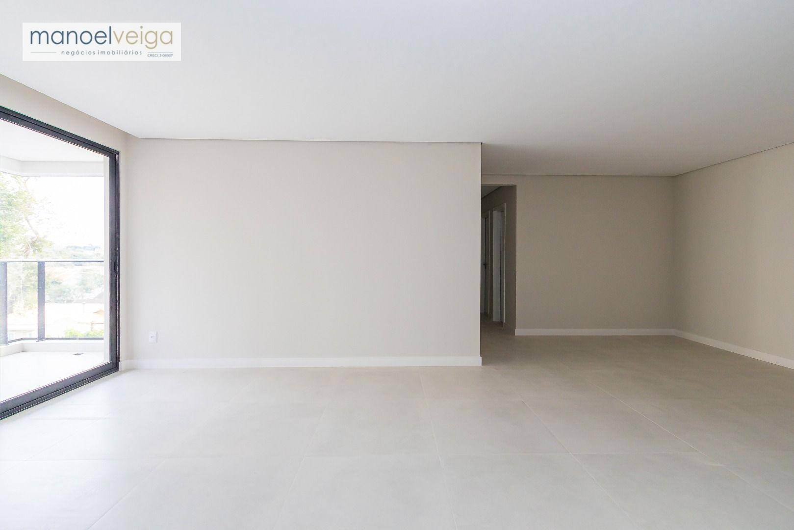 Apartamento à venda com 3 quartos, 100m² - Foto 1