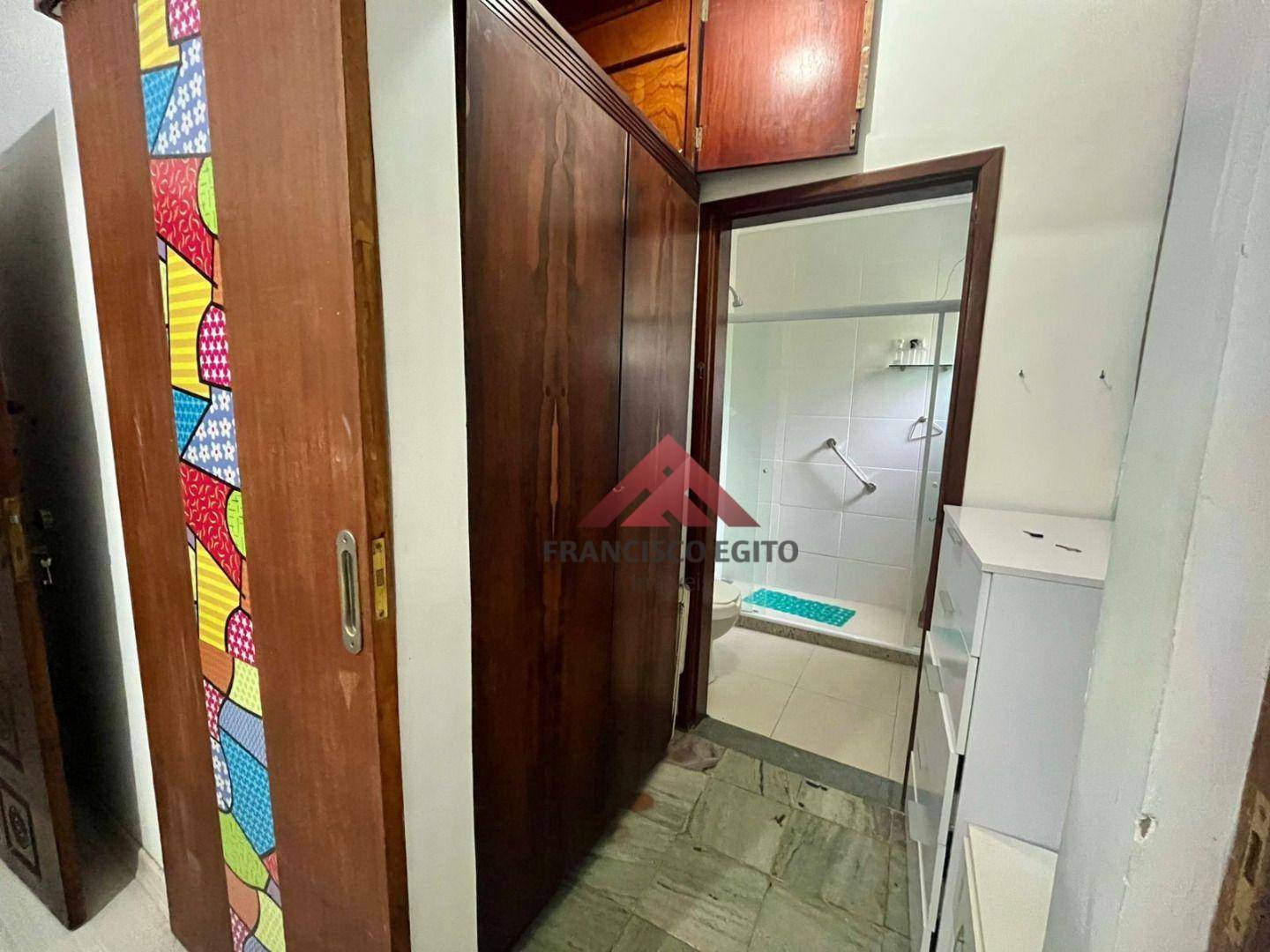 Casa para alugar com 4 quartos, 100m² - Foto 33