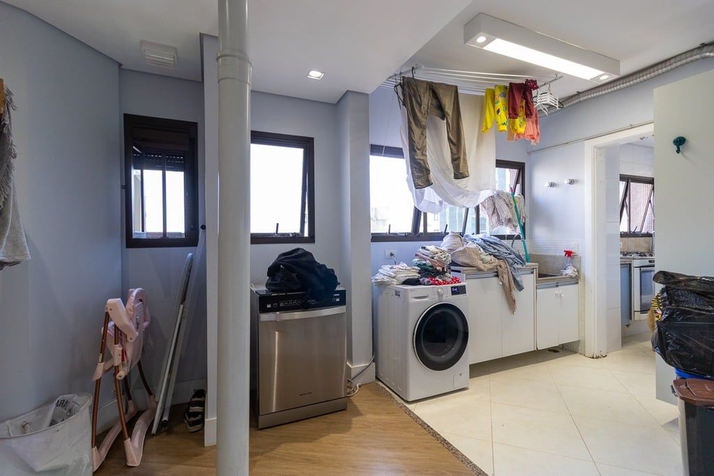 Apartamento à venda com 2 quartos, 143m² - Foto 31