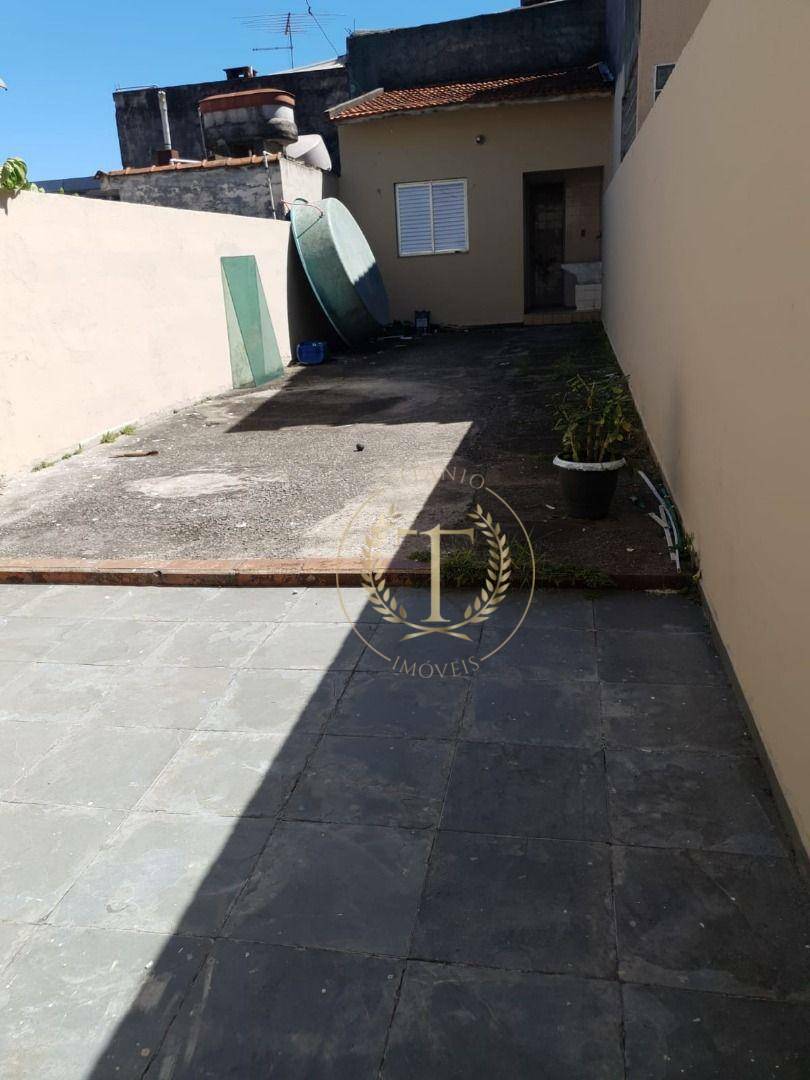 Casa à venda e aluguel com 3 quartos, 154m² - Foto 15