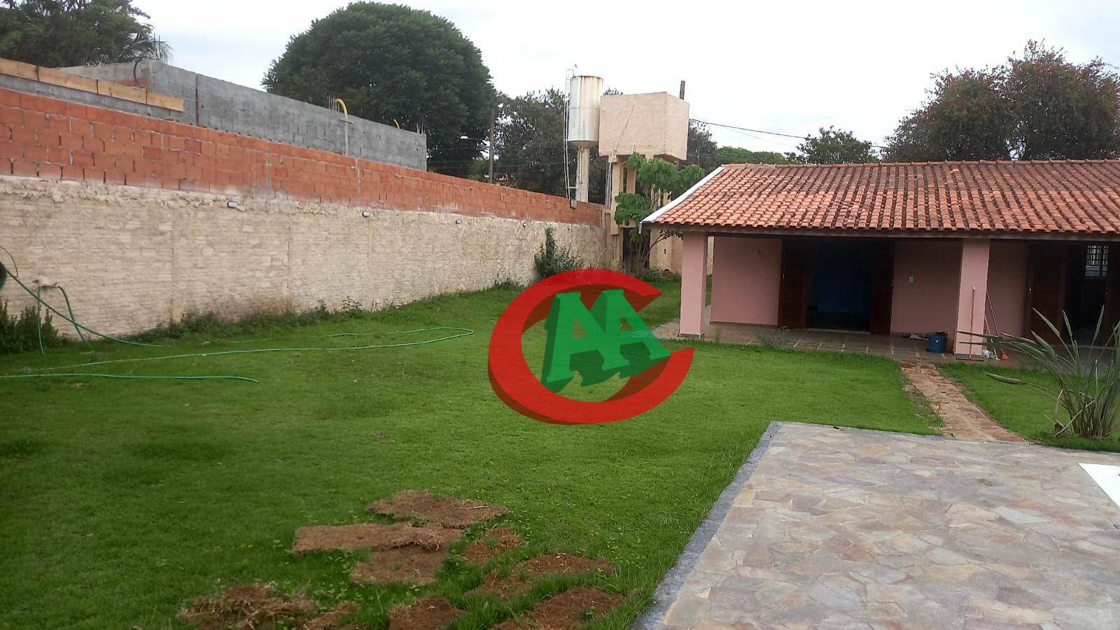 Chácara à venda e aluguel com 2 quartos, 300m² - Foto 2