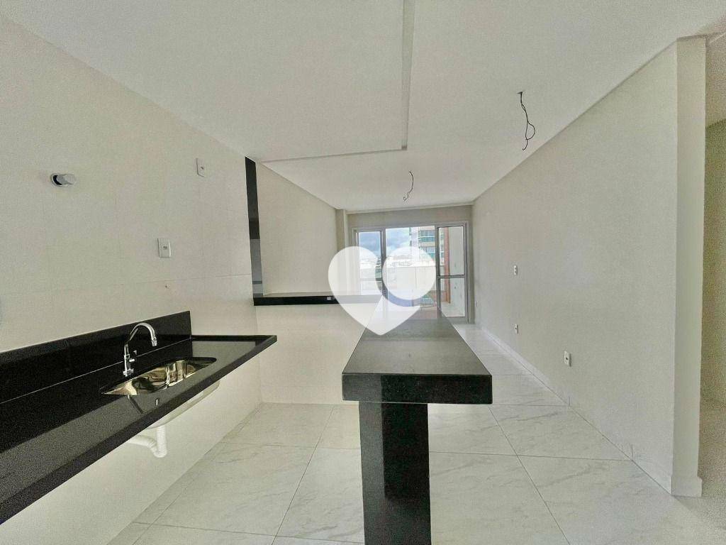 Apartamento para alugar com 3 quartos, 94m² - Foto 2