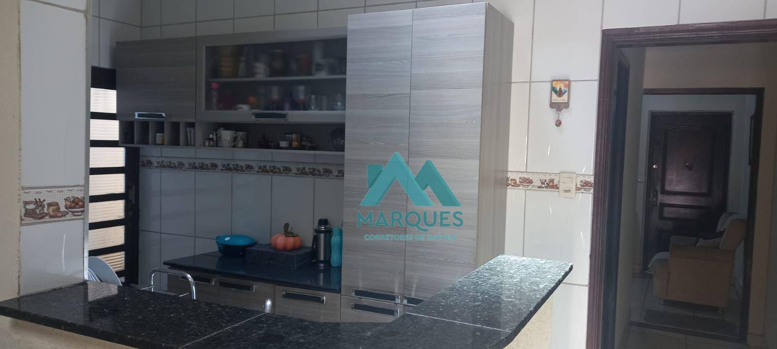 Casa à venda com 2 quartos, 130m² - Foto 5