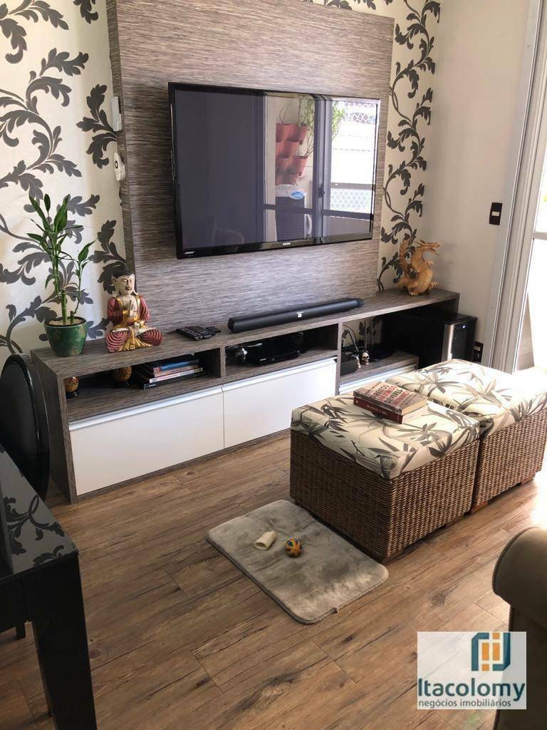 Apartamento à venda com 3 quartos, 72m² - Foto 1