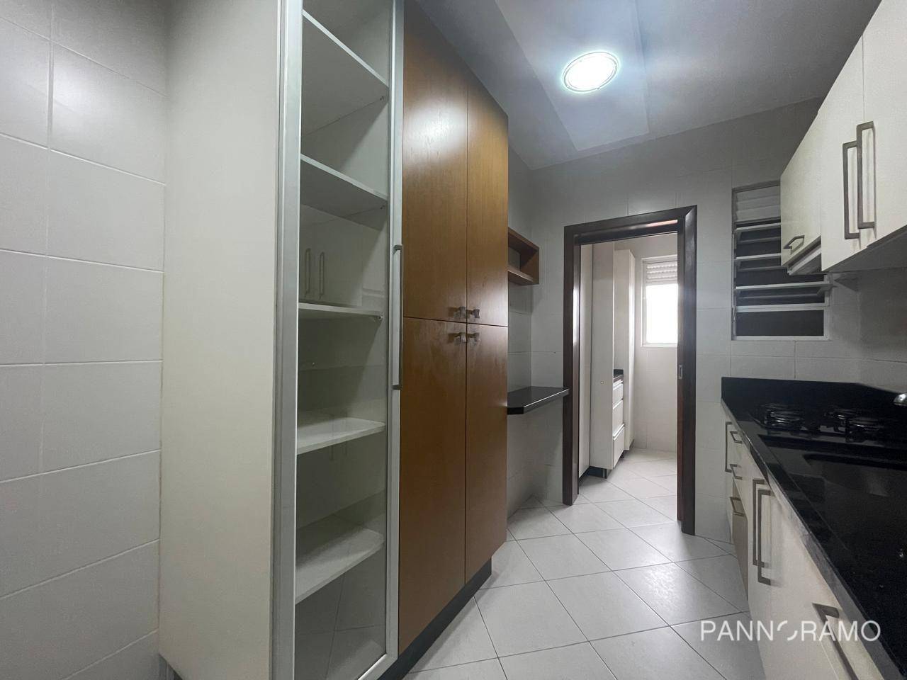 Apartamento à venda com 3 quartos, 90m² - Foto 4