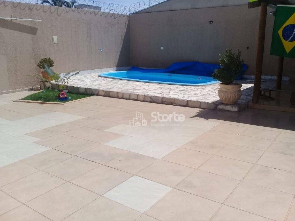 Casa à venda com 3 quartos, 160m² - Foto 13