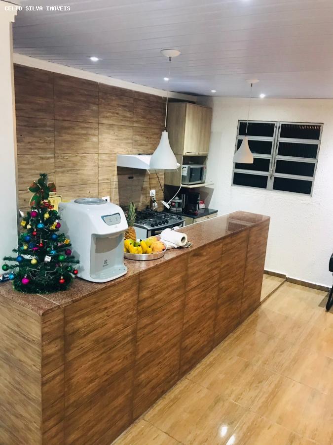 Casa à venda com 4 quartos, 220m² - Foto 6