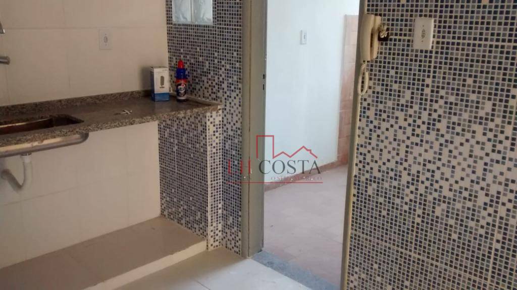 Apartamento à venda com 2 quartos, 79m² - Foto 13