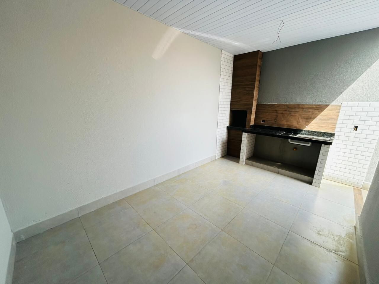 Casa à venda com 2 quartos, 75m² - Foto 10