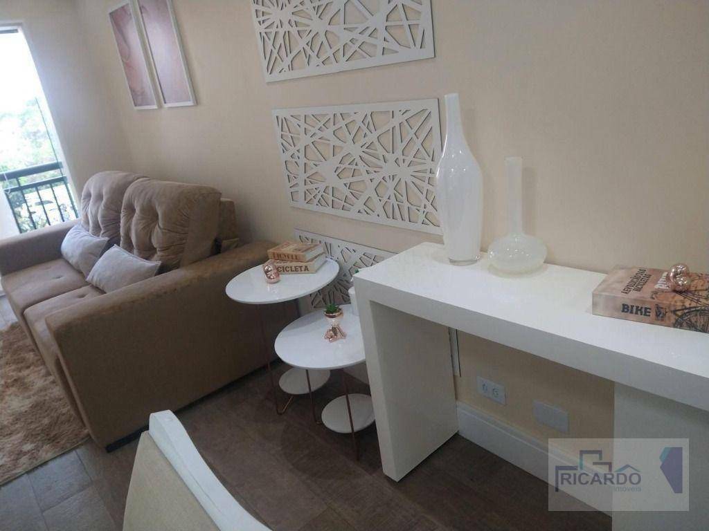 Apartamento à venda com 3 quartos, 68m² - Foto 3