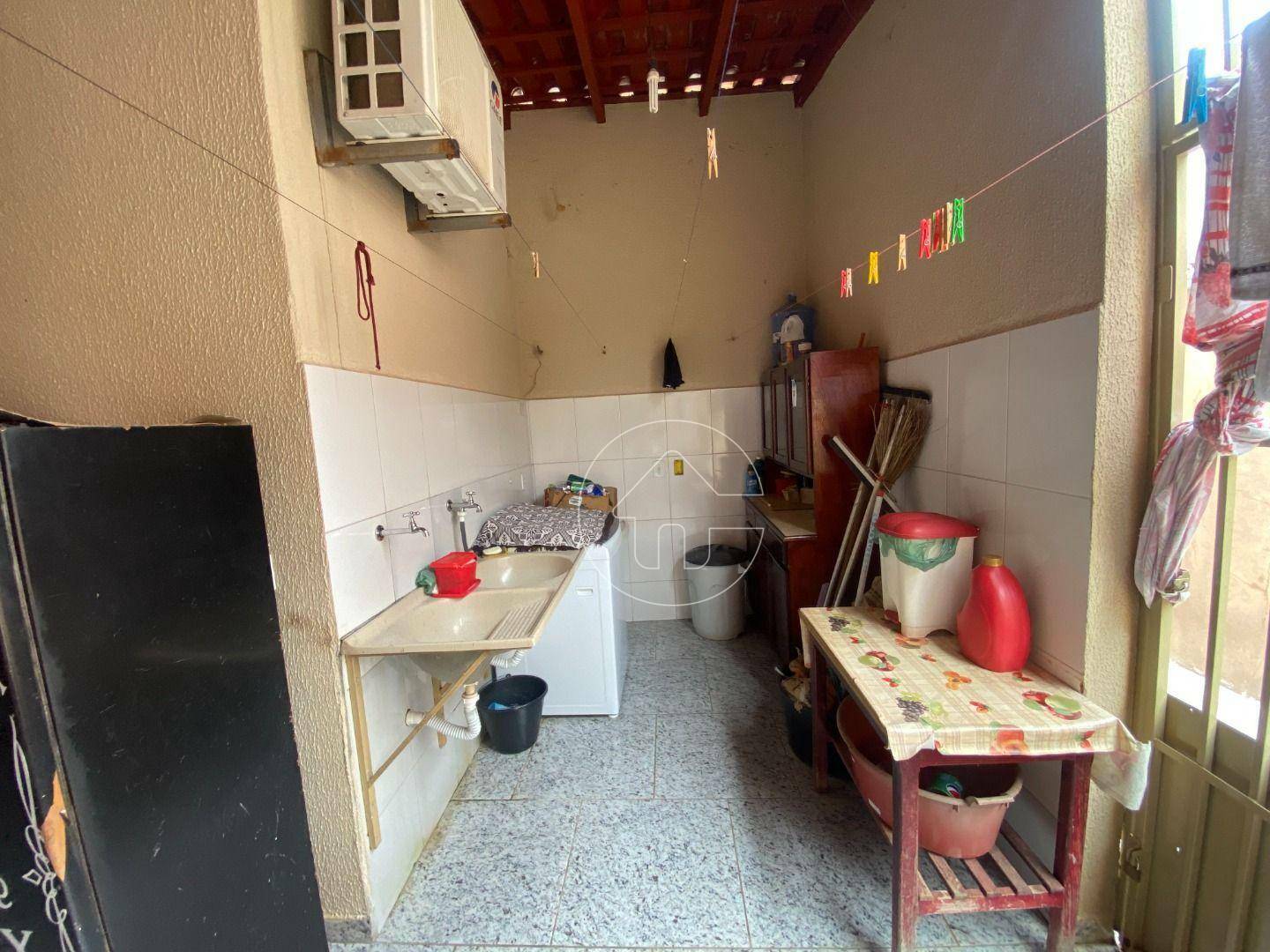 Casa à venda com 3 quartos, 101m² - Foto 10