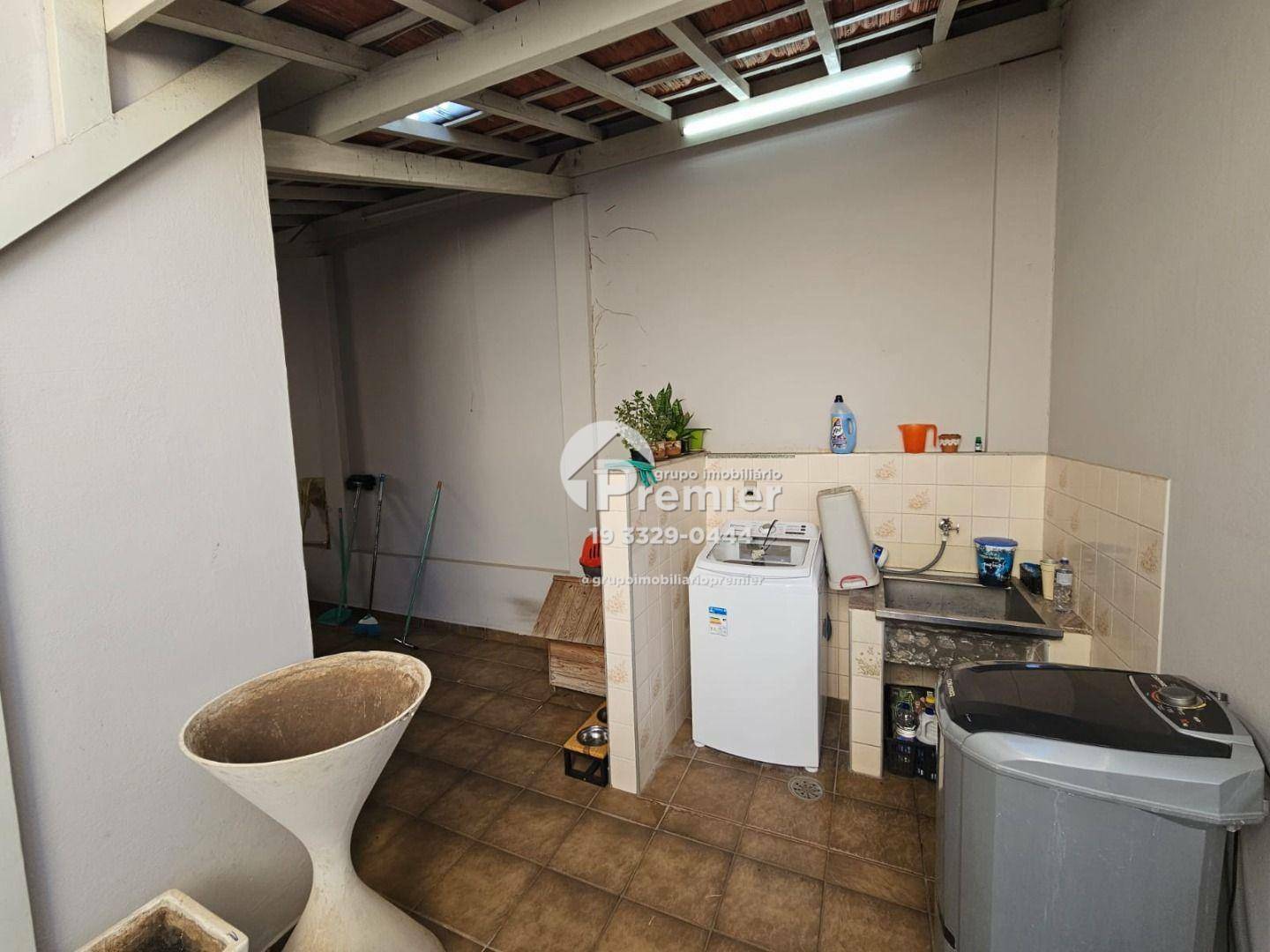 Casa à venda com 3 quartos, 235m² - Foto 14