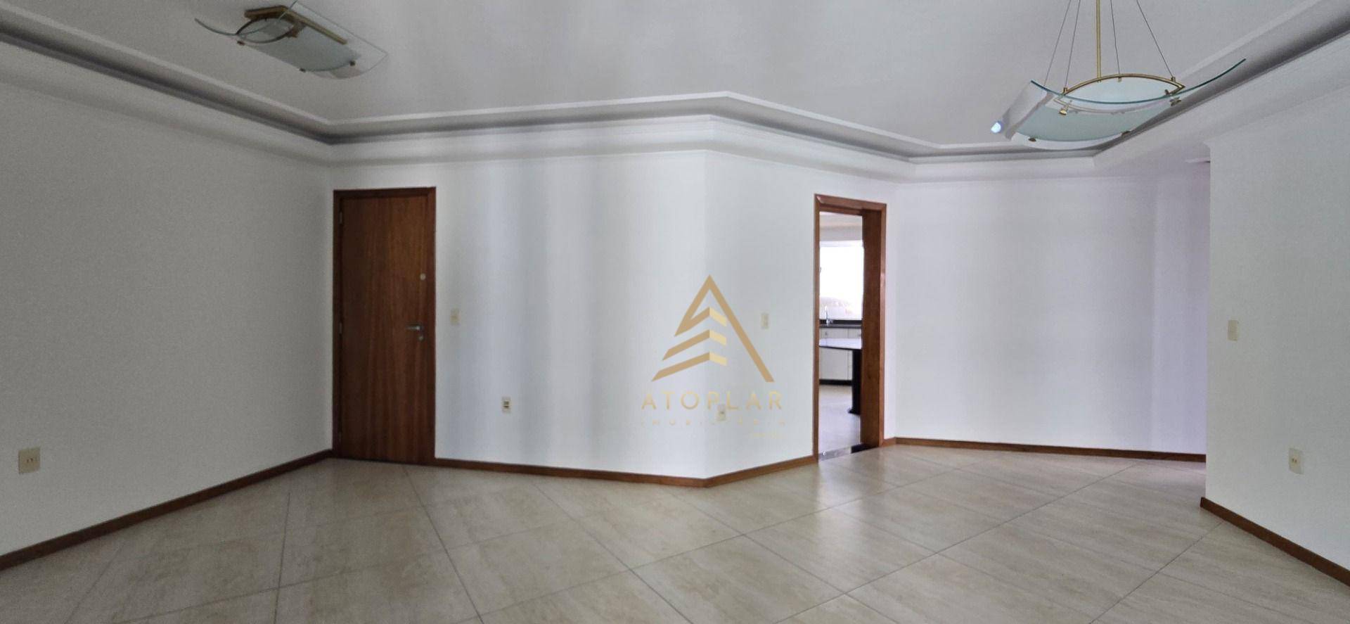 Apartamento à venda com 3 quartos, 114m² - Foto 3