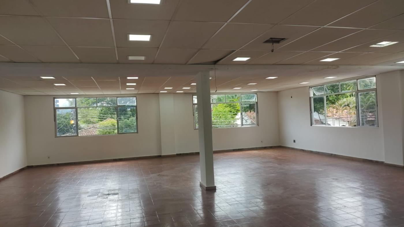 Prédio Inteiro para alugar com 5 quartos, 375m² - Foto 15