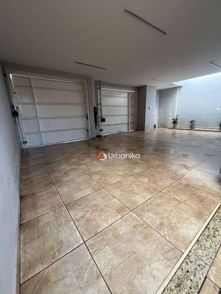 Casa, 3 quartos, 179 m² - Foto 5