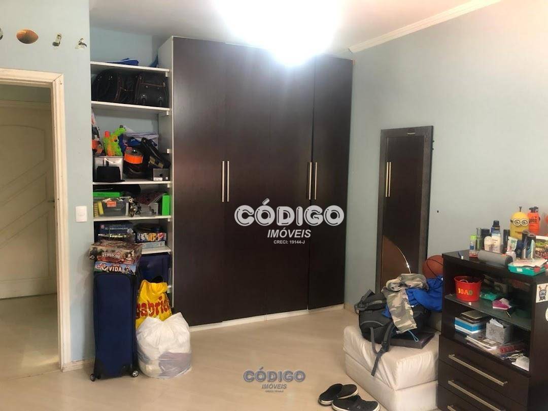 Sobrado à venda com 4 quartos, 250m² - Foto 11