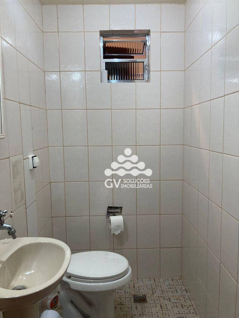 Casa de Condomínio à venda com 4 quartos, 412m² - Foto 32