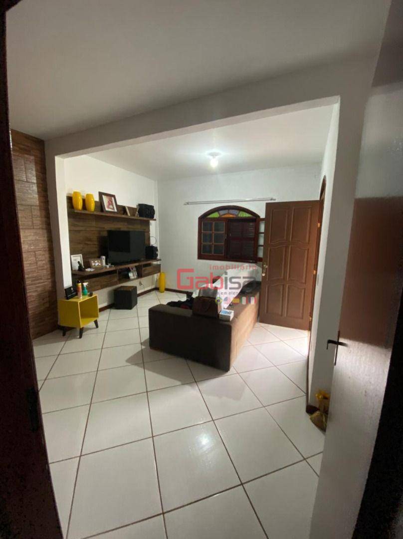 Casa à venda com 3 quartos, 300m² - Foto 3