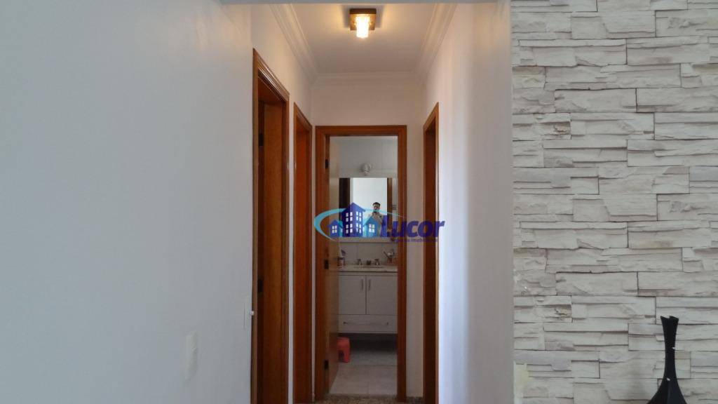 Apartamento à venda com 3 quartos, 67m² - Foto 19