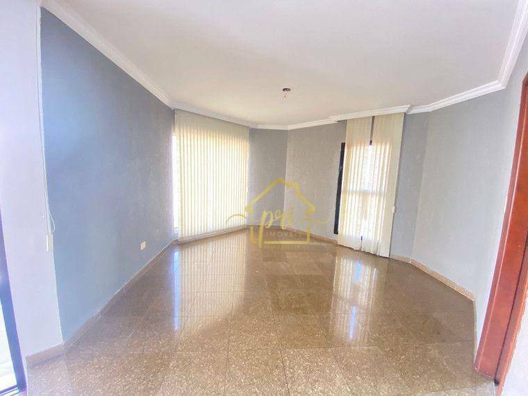 Apartamento à venda com 4 quartos, 240m² - Foto 6