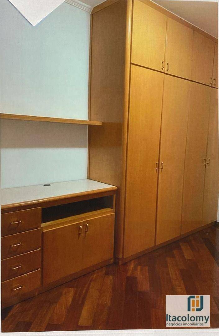 Apartamento à venda com 3 quartos, 80m² - Foto 18