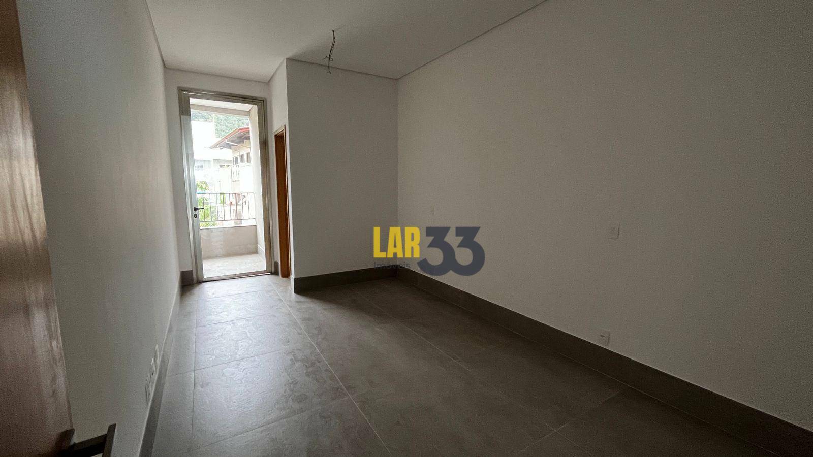 Apartamento à venda com 3 quartos, 160m² - Foto 17