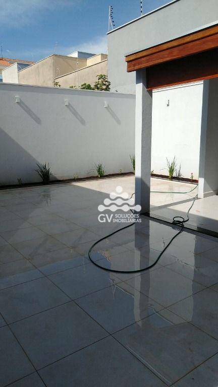 Casa à venda com 3 quartos, 150m² - Foto 26