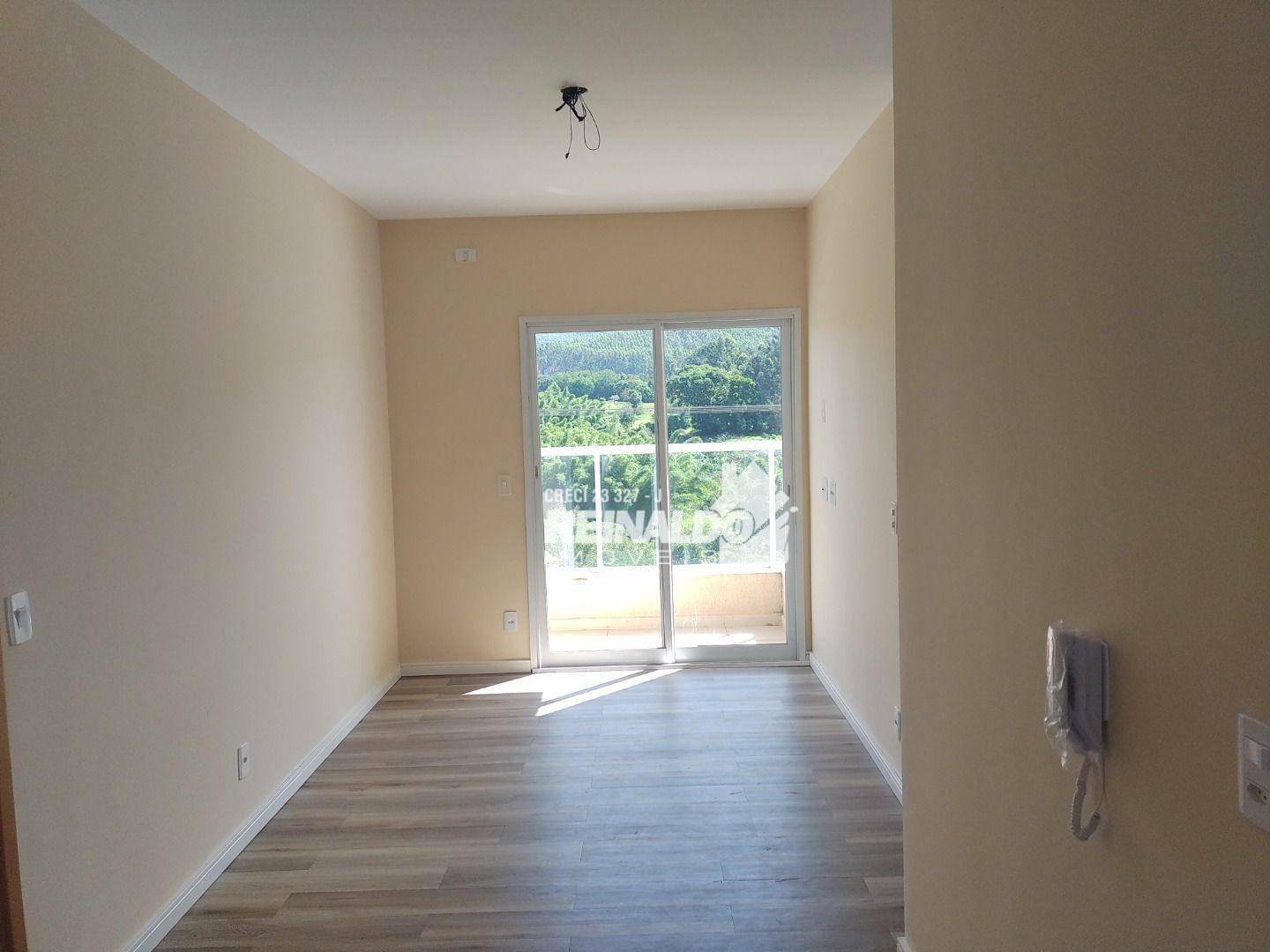 Apartamento para alugar com 2 quartos, 50m² - Foto 3