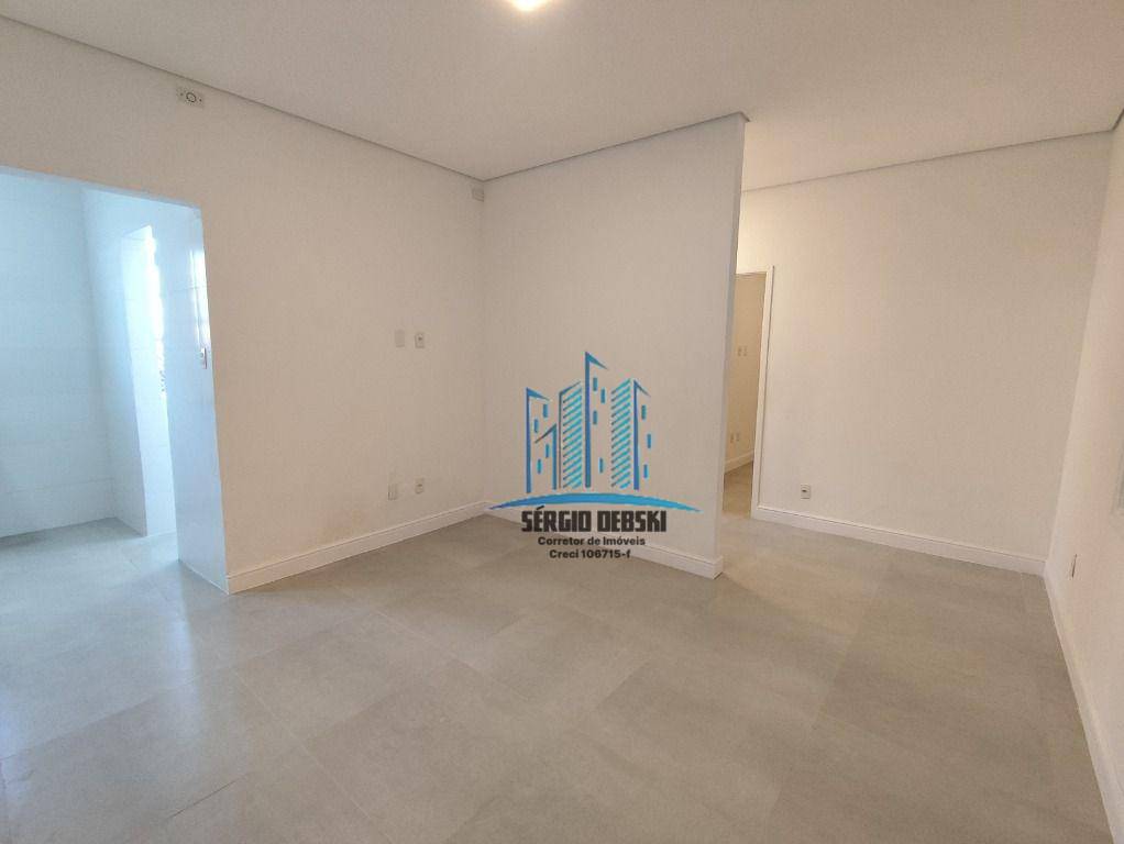 Apartamento à venda com 2 quartos, 62m² - Foto 1