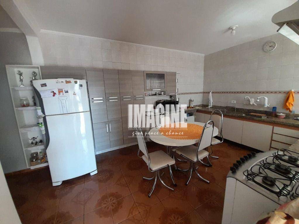 Sobrado à venda com 4 quartos, 150m² - Foto 11