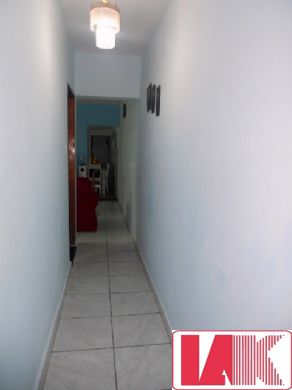 Casa à venda com 2 quartos, 62m² - Foto 6