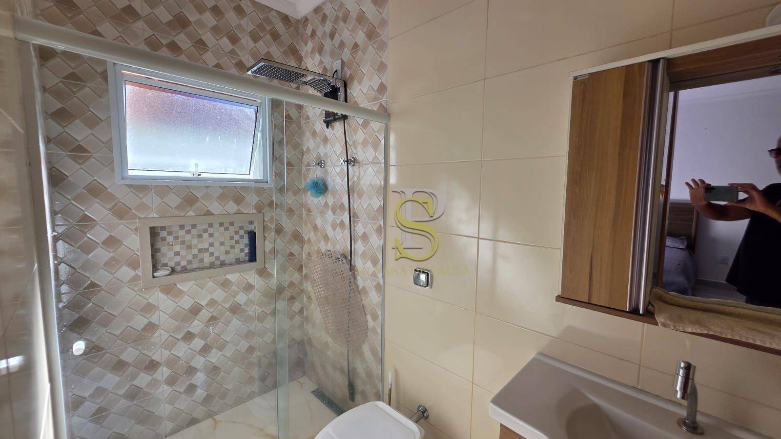 Casa à venda com 4 quartos, 250m² - Foto 11