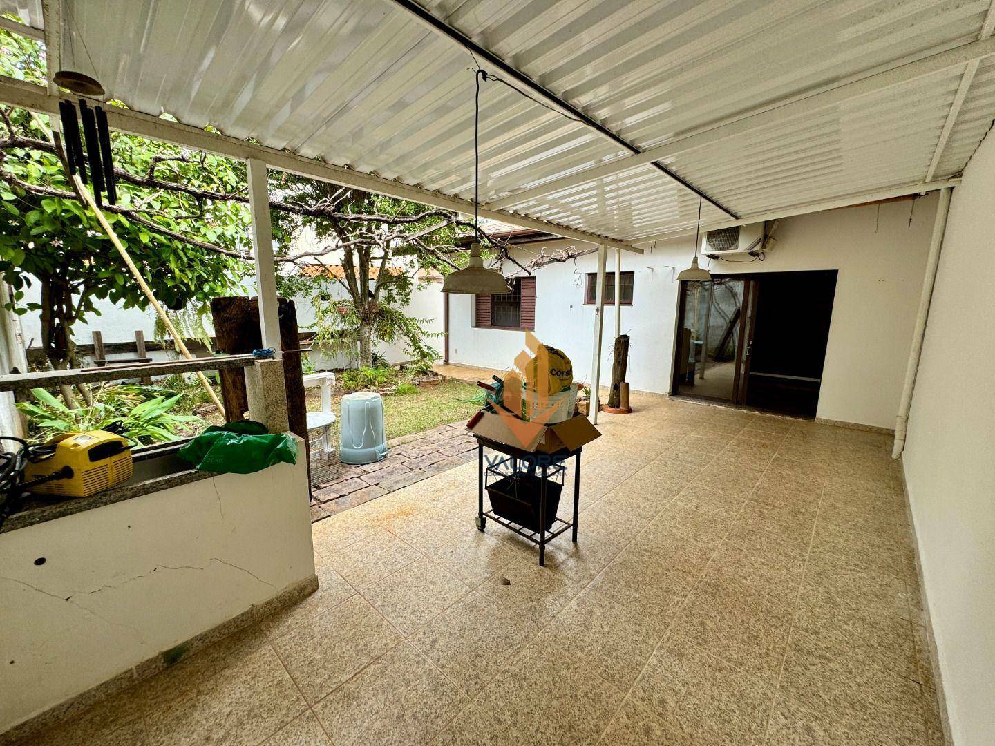 Casa à venda com 4 quartos, 155m² - Foto 40