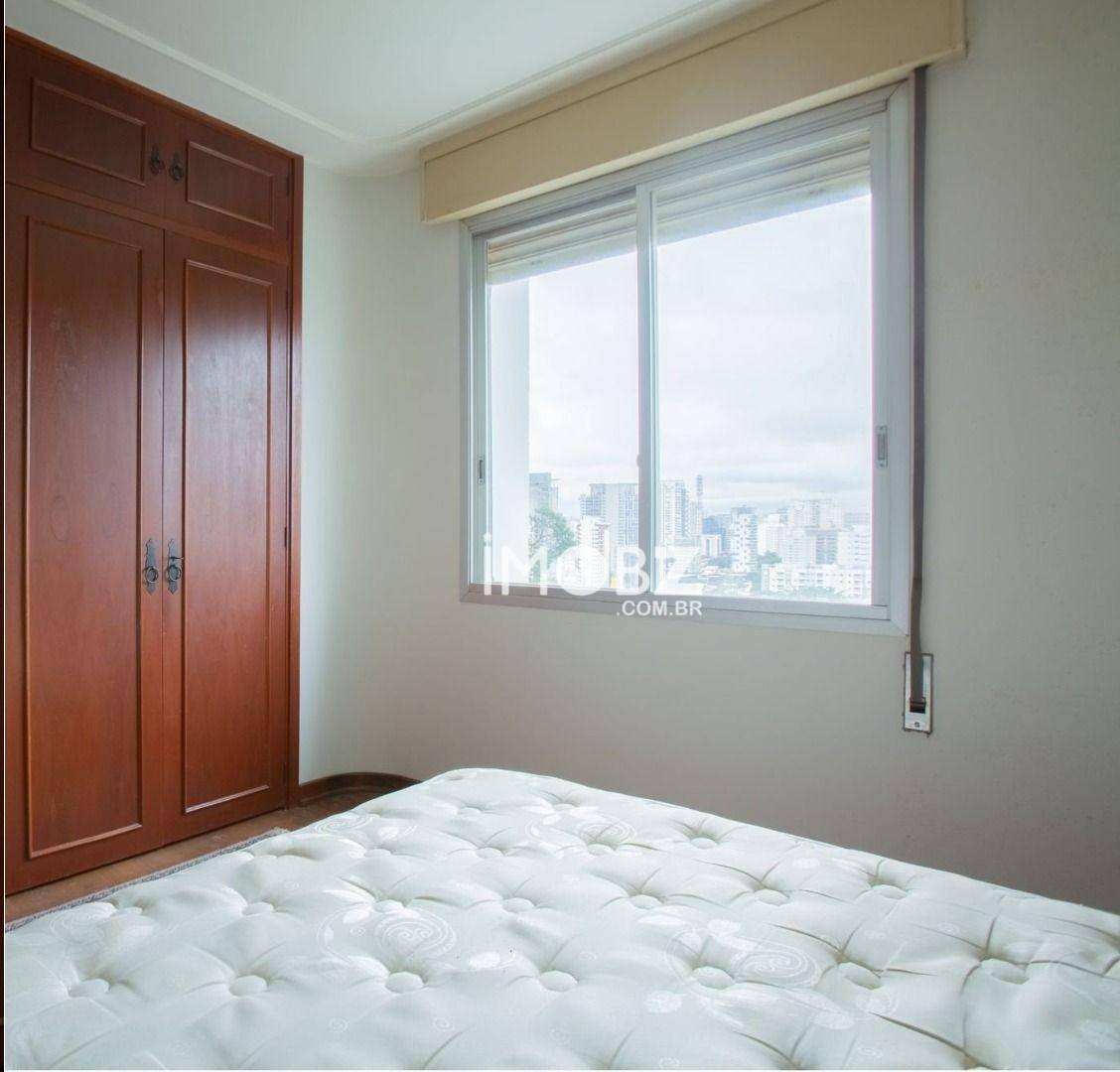 Apartamento à venda com 3 quartos, 107m² - Foto 1