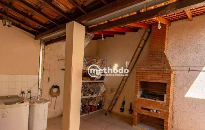 Casa à venda com 4 quartos, 220m² - Foto 4