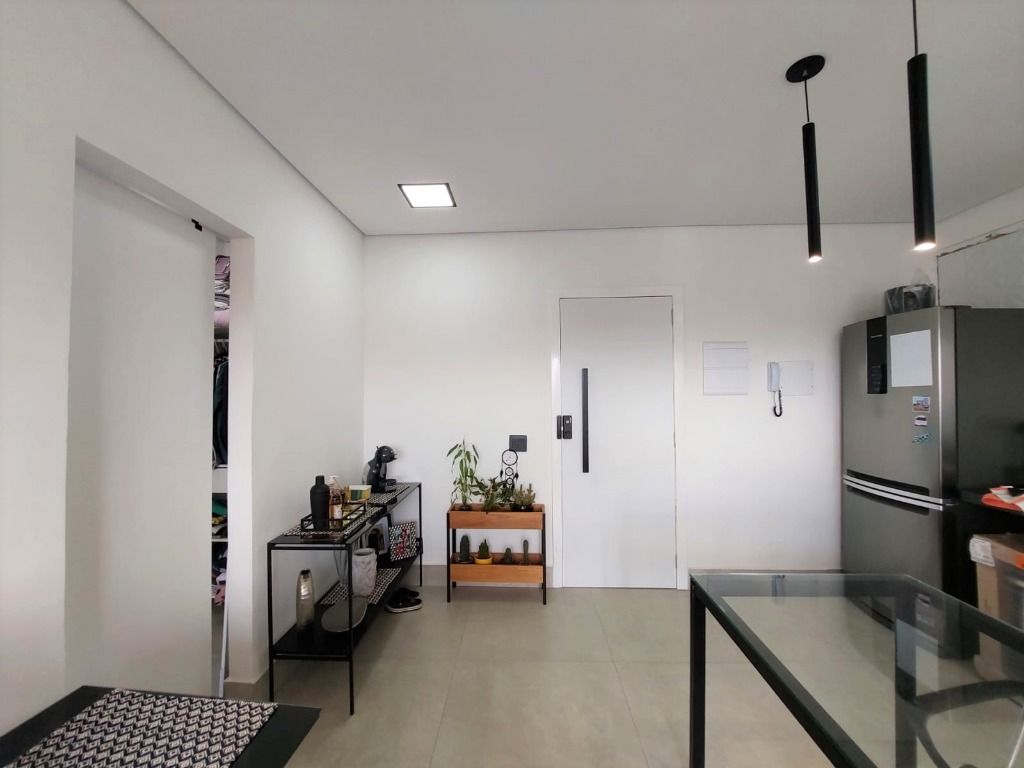 Apartamento à venda com 1 quarto, 38m² - Foto 5