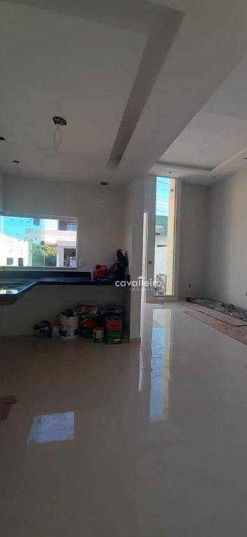 Casa à venda com 3 quartos, 100m² - Foto 17