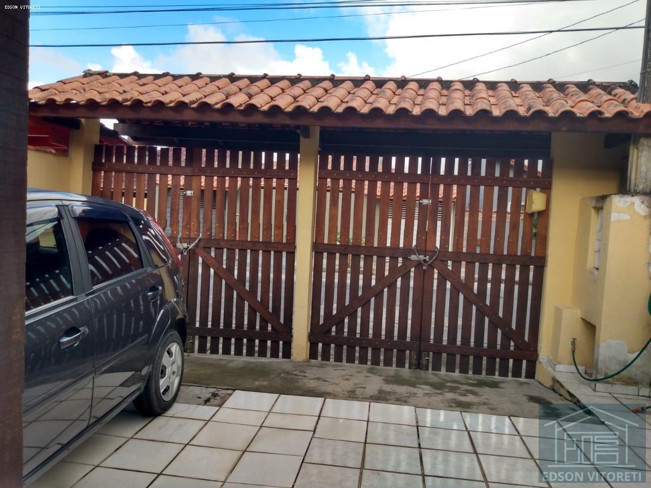 Casa à venda com 2 quartos, 72m² - Foto 17