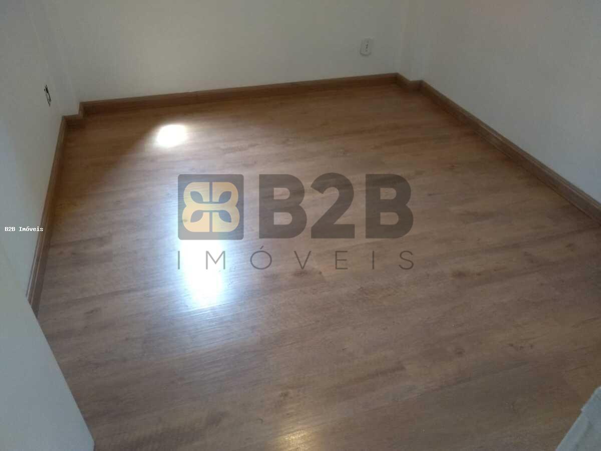 Apartamento à venda com 3 quartos, 64m² - Foto 13