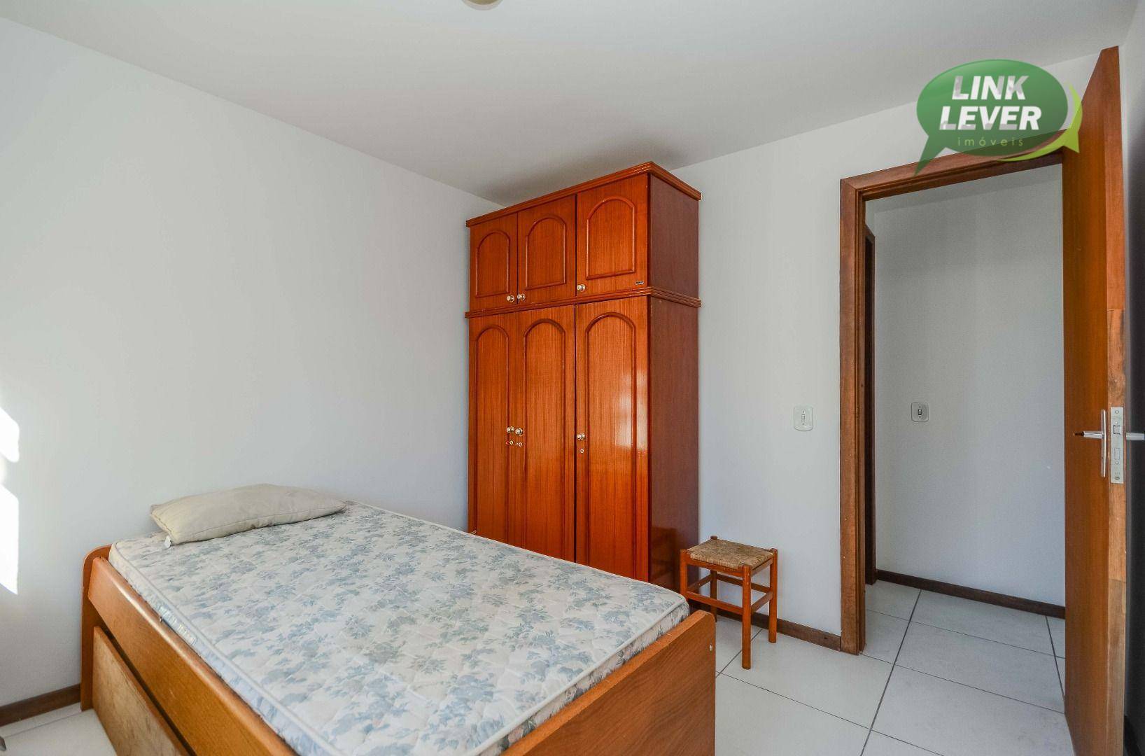 Apartamento à venda com 2 quartos, 66m² - Foto 18