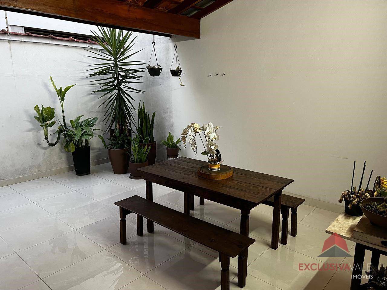 Casa de Condomínio à venda com 3 quartos, 100m² - Foto 4