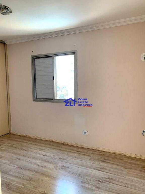 Apartamento à venda com 2 quartos, 60m² - Foto 10