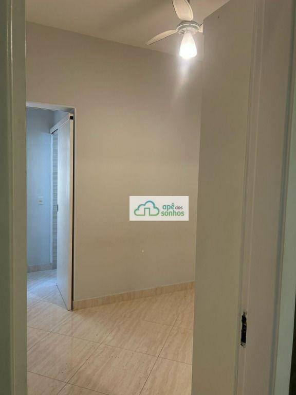 Apartamento para alugar com 2 quartos, 65m² - Foto 16